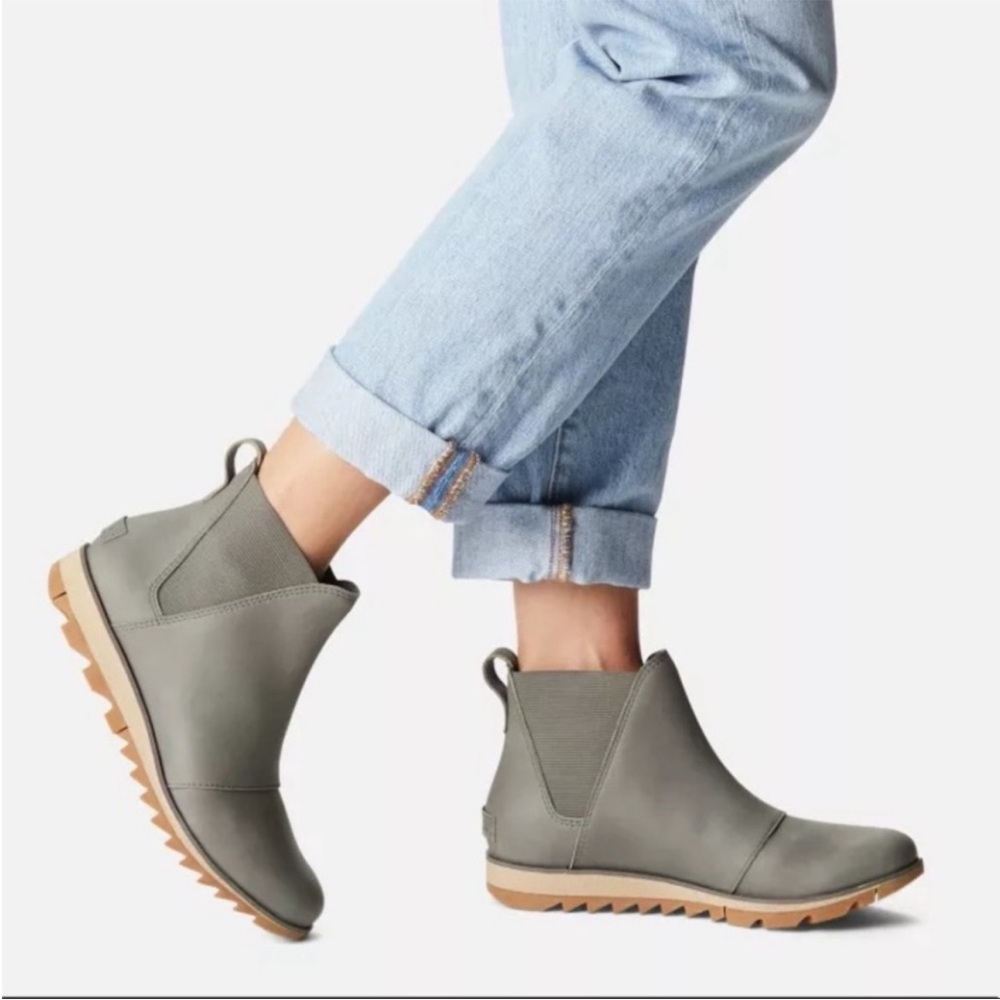 SOREL Harlow Chelsea boot